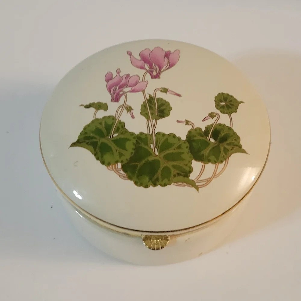Otagiri Cyclomen Trinket Box W Music Box